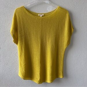 Eileen Fisher Small Petite Short Sleeve Round Neck Curved Hem Yellow Classic